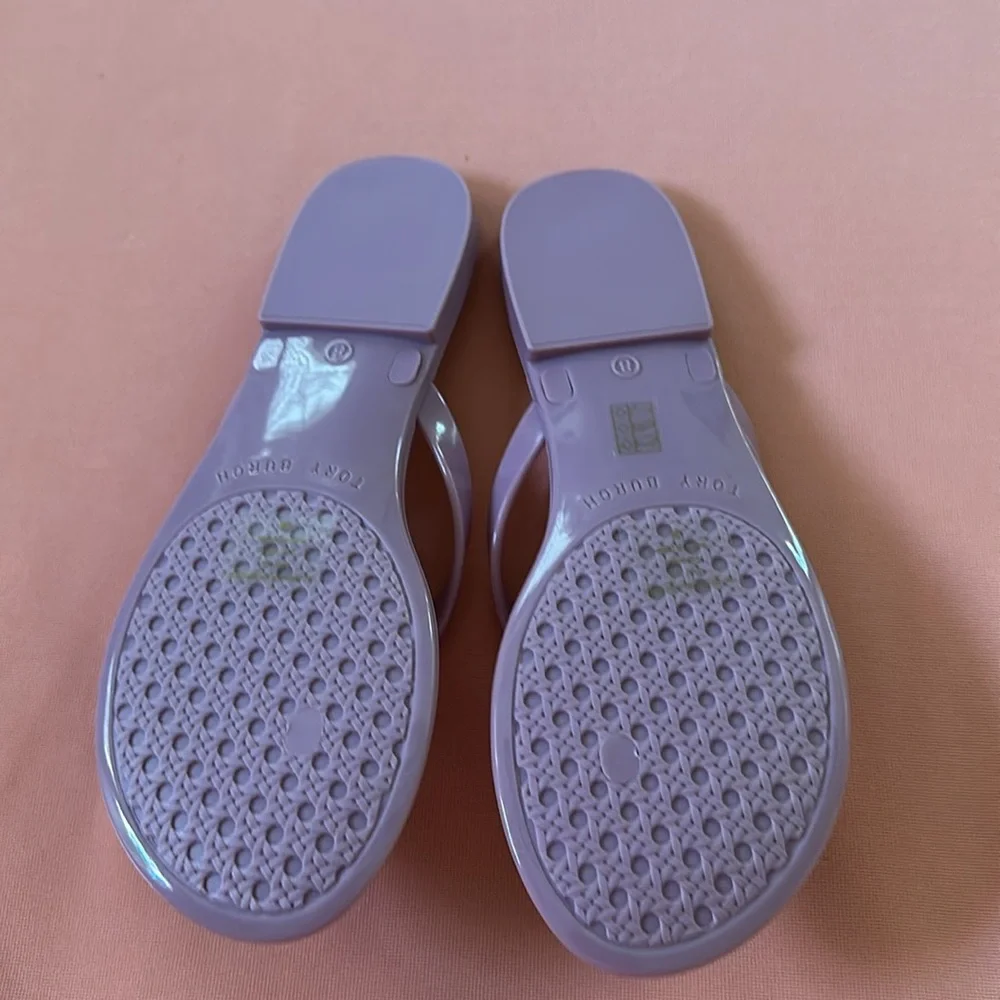 New Tory Burch Sandals. Size 8. Purple.